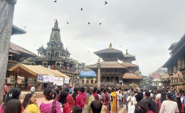 आज श्रीकृष्ण जन्माष्टमी, कृष्ण मन्दिरहरुमा दर्शनार्थीको घुँइचो
