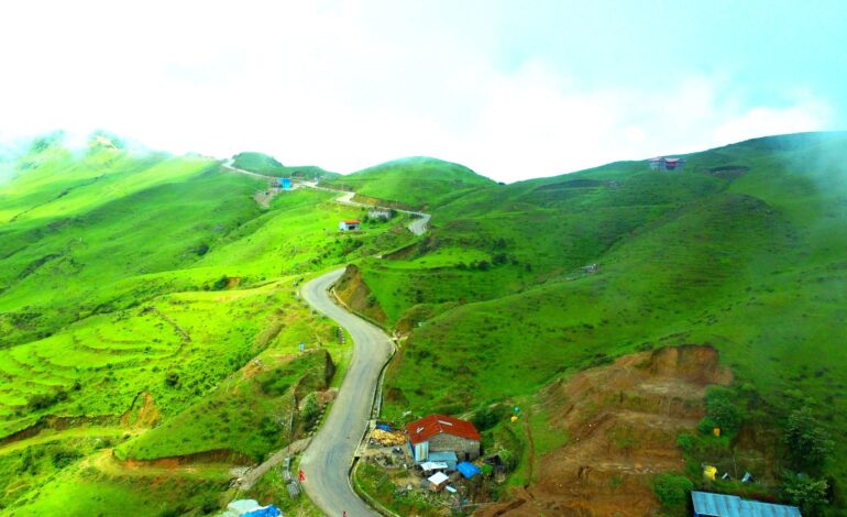 पर्यटकका लागि सहज गन्तव्य बन्दै भोजपुरको ‘चखेवा भञ्ज्याङ’