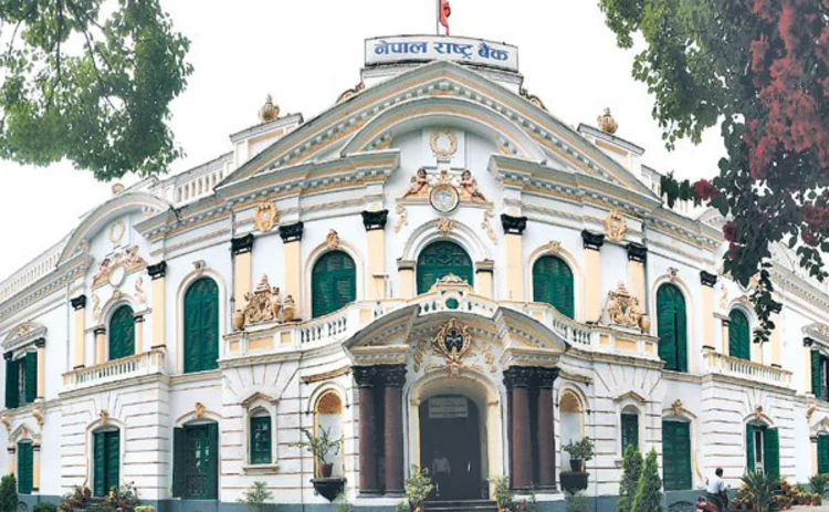 ११ महिनामा भित्रियो १५ खर्ब ३२ अर्ब ९३ करोड रेमिट्यान्स
